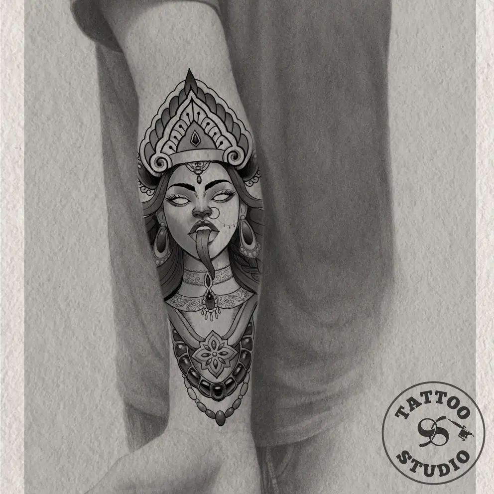 Laura - Kali goddess