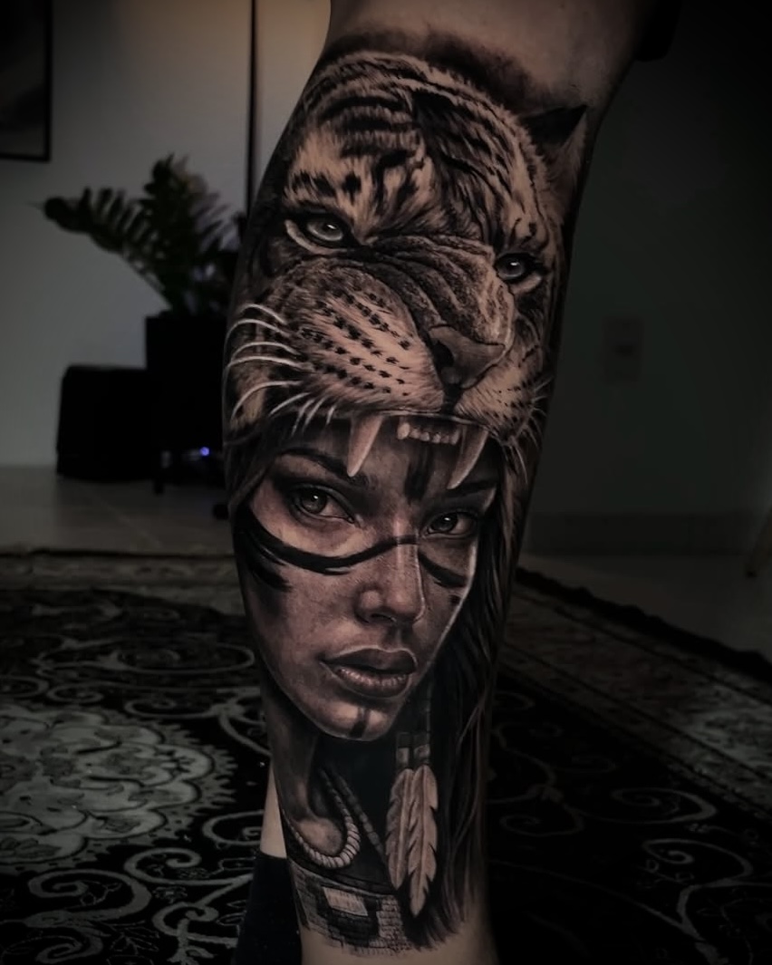 Black and grey realisme tattoo by Judson - Tattoo Studio 96 