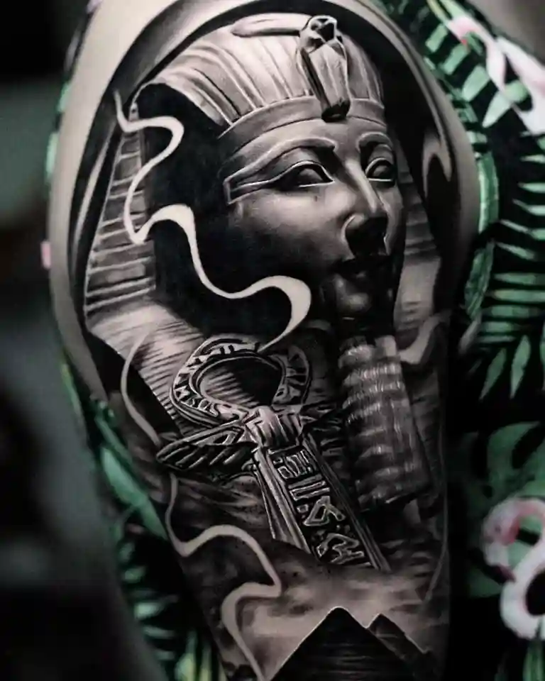 Hvor lang tid er en tatovering øm?