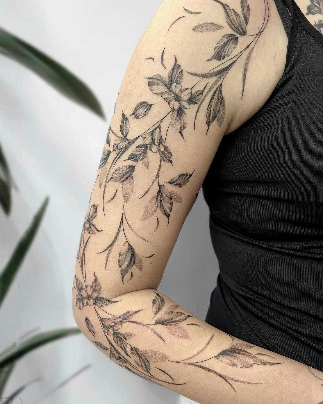 Flowers tattoo sleeve by Stella - Tattoo Studio 96 